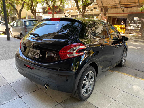 Peugeot 208 1.6 Feline 2014
