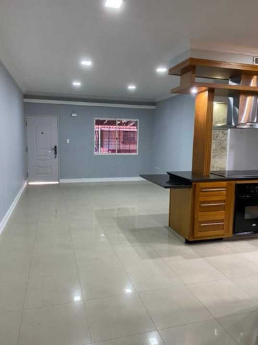 Imagen 5 de 16 de Casa En La Urbanización Terrazas Del Norte Condominio Altamira.