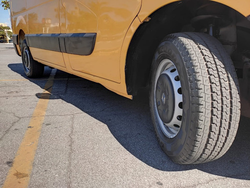 Imagem 10 de 12 de Renault Master Furgao