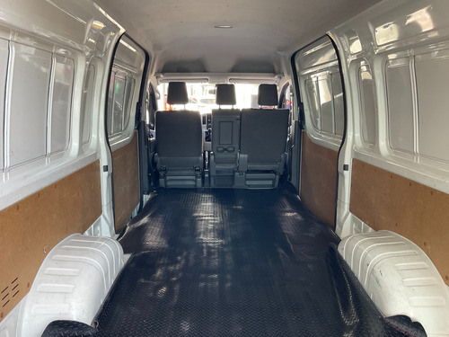 Toyota Hiace 2.7 Panel Super Larga Mt