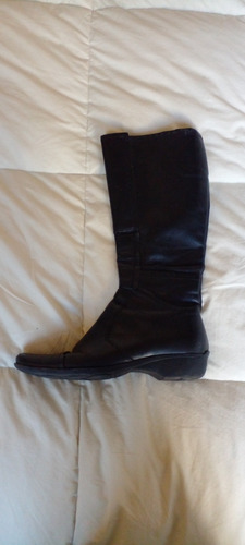 Botas De Cuerina. Negras Talle 38.5/39