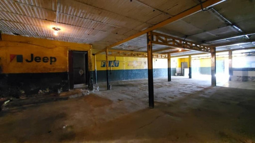 Imagen 7 de 14 de En Alquiler Local Comercial En Valencia Av Las Ferias De 600m2