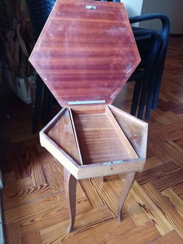 Mesa Musical Marquetería Y Pintada A Mano Italiana Funciona