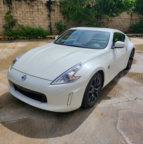 Nissan 370Z 3.7 Touring At