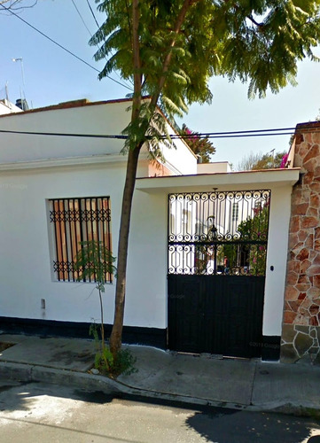 Casa En Azcapotzalco, Col. San Álvaro. Cdmx