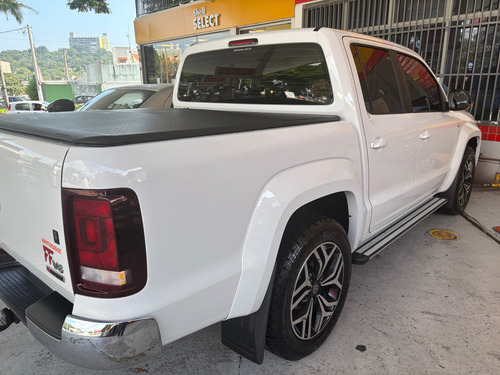 Volkswagen Amarok 3.0 Highline Cab. Dupla V6 4x4 Aut. 4p