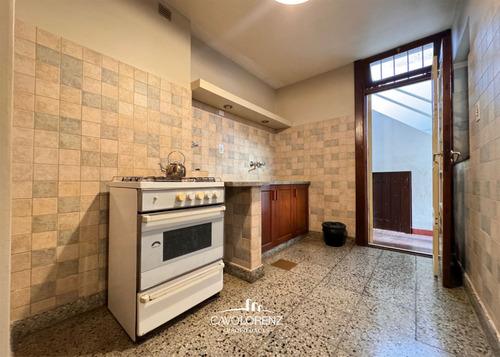 Belgrano 3379-excelente Chalet De Estilo De 4 Amb. Para Vivienda O Uso Comercial