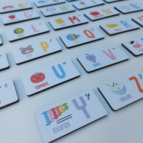 Domino De Madera Para Niños Con Las Letras E Imágenes