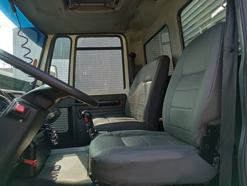 Imagem 9 de 21 de Ford Cargo 1517