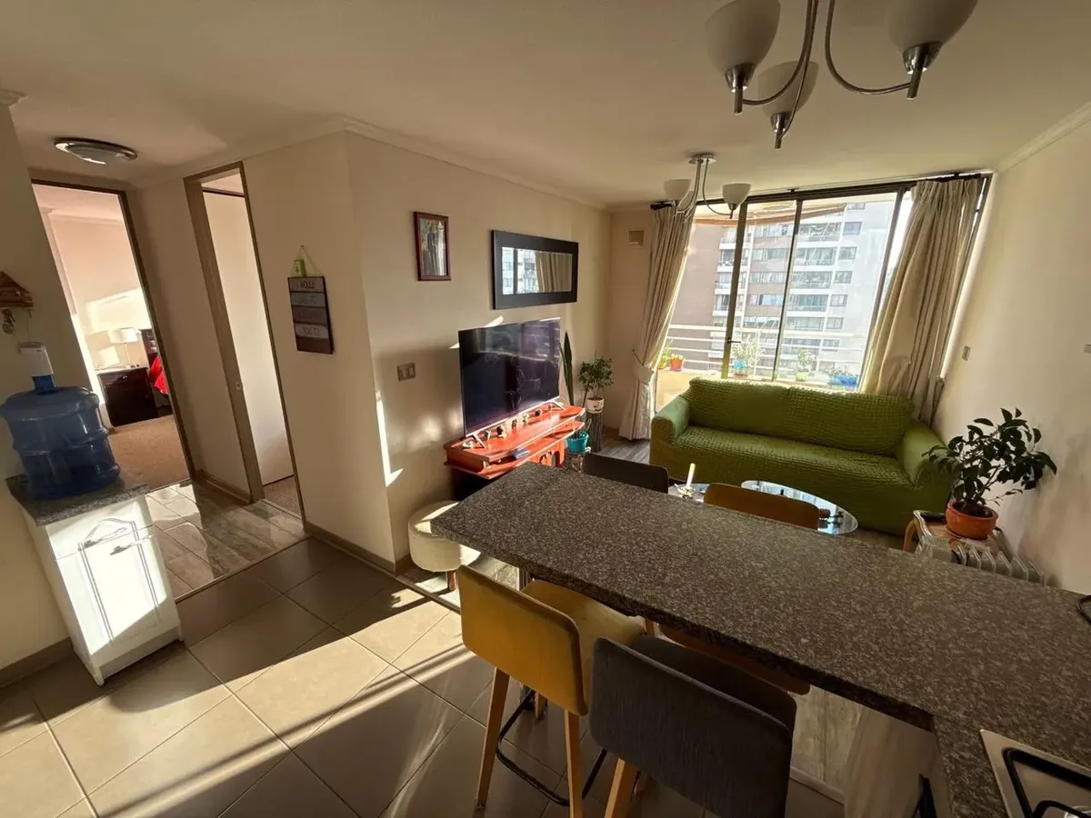 Imagen 1 de 21 de Departamento 2d 1b En Piso 5 Condominio Valparaíso