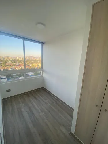 Departamento Con Vista Despejada A Pasos Del Metro