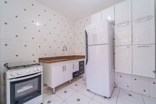 Imagem 17 de 21 de Apartamento Com 2 Quartos À Venda, 55 M² Por R$ 169.000 - Portão - Cotia/sp - Ap0622