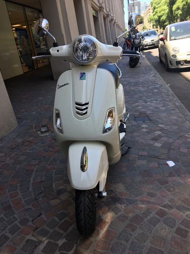 Imagen 18 de 25 de Vespa Vxl