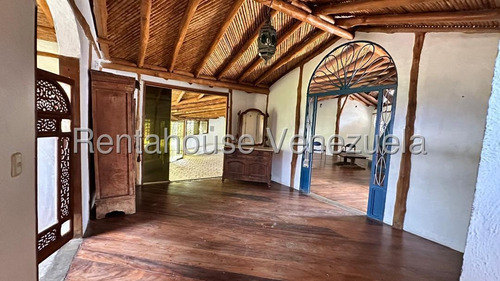 Casa En Venta, El Hatillo #25-10372