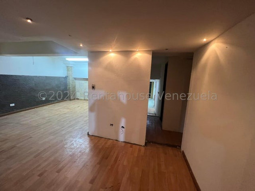 Ana Torres. Local Comercial En Venta 24-22288 En Chuao