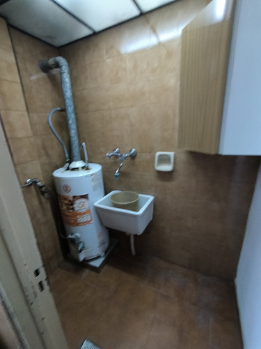 Venta Departamento 2 Dormitorrios En Calle 51 E/ 16 Y 17, La Plata.-