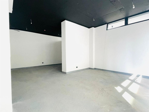 Nuevo Local Comercial Strip Arriendo.las Condes/carmelitas