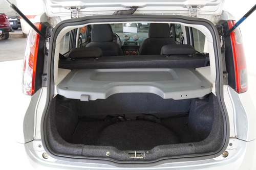 Fiat Uno 1.4 EVO SPORTING 8V FLEX 4P MANUAL