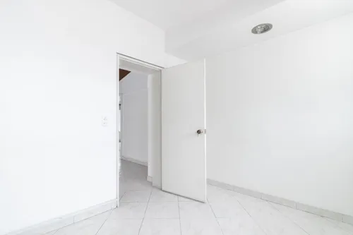 Local En Venta En Santa Paula. Cod V5784