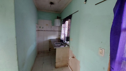 Casa En Venta En Carmen De Areco