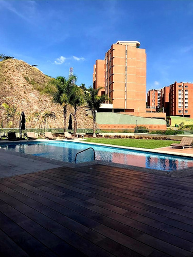 Imagen 18 de 25 de Se Vende Apto 140m2 2h+s/2b+s/2p Lomas De Los Campitos