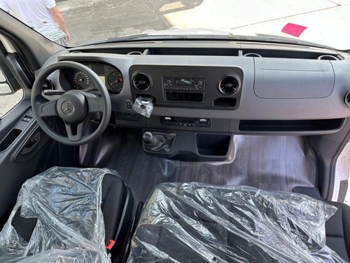 Mercedes-Benz Sprinter Van 417
