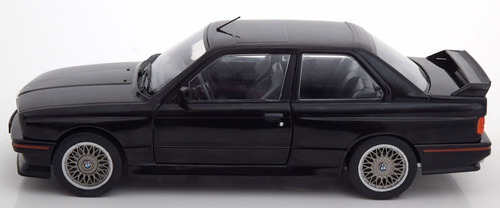 BMW M3 E30 Sport evolución año 1990 negro 1:18 Solido