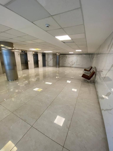 Imagen 9 de 16 de Vilanova Office, Haedo