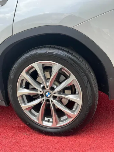 BMW X3 BMW X3 XDRIVE30i 2.0 AT 4X4