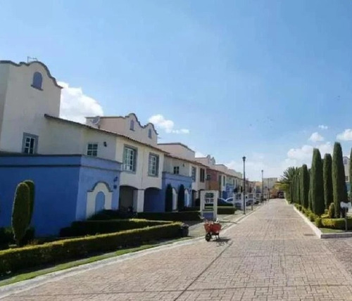 Oportunidad De Inversion - Casa En Llano Grande- Metepec Crg