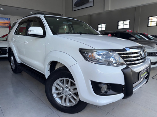 Toyota Hilux SW4 2.7 SR 4X2 16V FLEX 4P AUTOMÁTICO