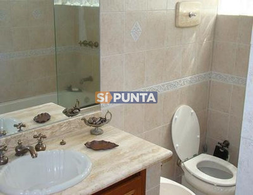 Imagen 5 de 9 de Casa En Alquiler, Playa Mansa