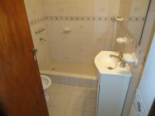 Imagen 5 de 12 de Duplex En Venta En Ituzaingo Norte