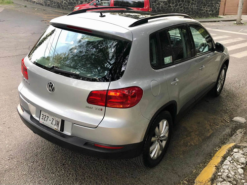 Imagen 6 de 8 de Volkswagen Tiguan 2014 2.0 Sport&style Paq Nave At