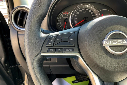 Nissan March 1.6 Advance At