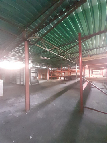 Alquiler Local-concesionario De Vehículos Chacao 950m2