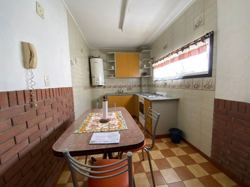 Imagen 15 de 20 de Departamento De 3 Ambientes A La Calle En Chauvin