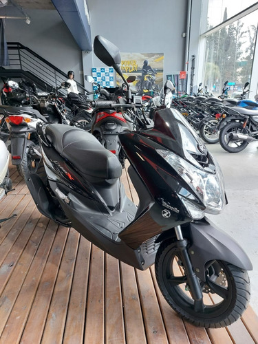Imagen 9 de 19 de Zanella Cruiser X - Unico Moto Canning