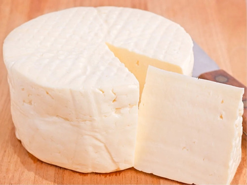 Imagen 3 de 4 de Cuajo + Par De Moldes Para Queso De Polietileno 500g Kit