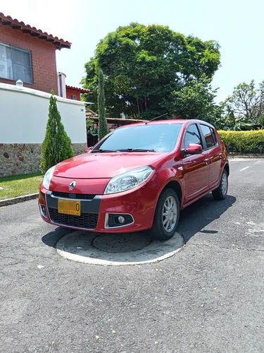 Renault Sandero 1.6 Dynamique 110 hp