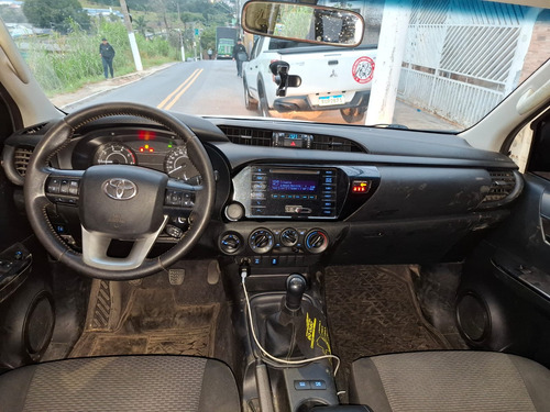 Toyota Hilux 2.8 Std Power Pack Cab. Dupla 4x4 Tdi 4p