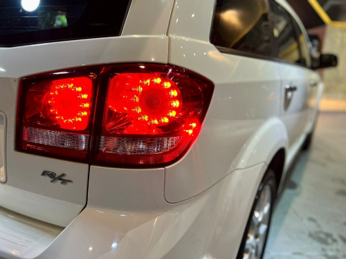 Imagem 7 de 14 de Dodge Journey