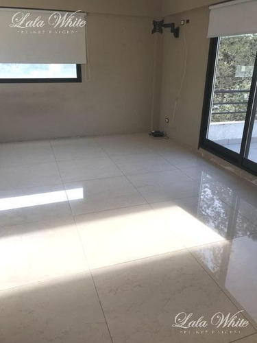 Imagen 14 de 23 de Venta - Casa En Saint Thomas Este