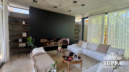 Casa En Venta El Golf Nordelta
