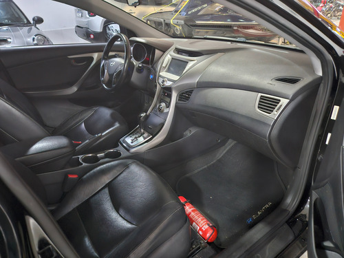 Hyundai Elantra 2.0 16v Gls Flex Aut. 4p