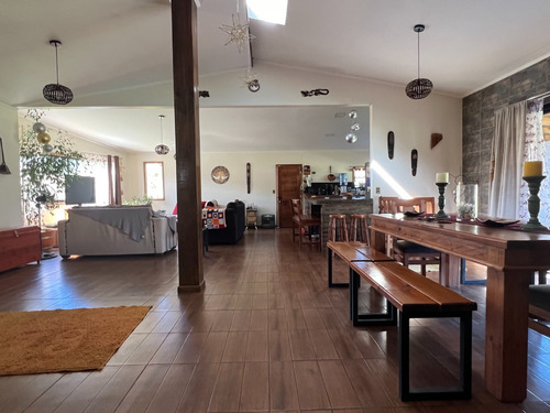 Vendo Parcela Hacienda Maitenes Con Casa Y Piscina Incluída