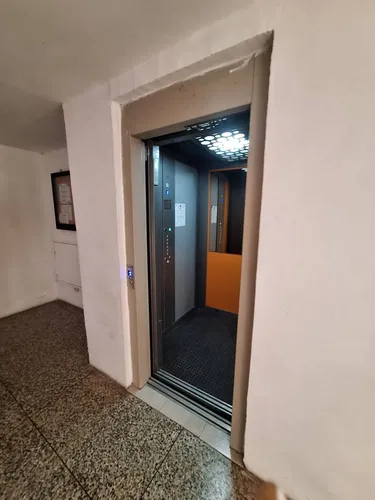 Venta Apartamento Abadía. (nc)