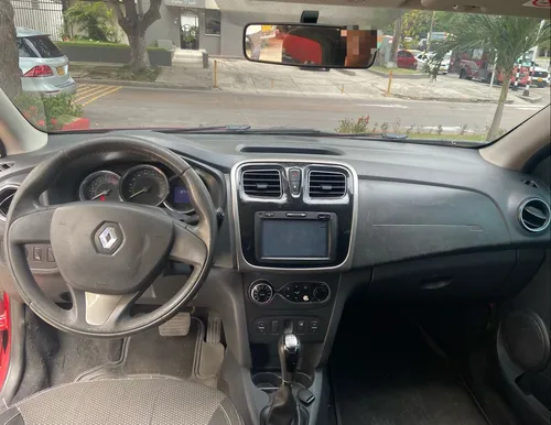 Renault Logan 1.6 Privilege / Intens