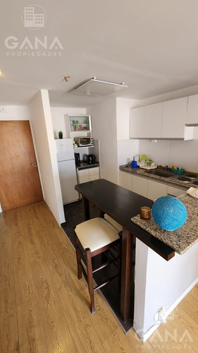 Venta Departamento Un Dormitorio Con Balcón Zona Terminal.