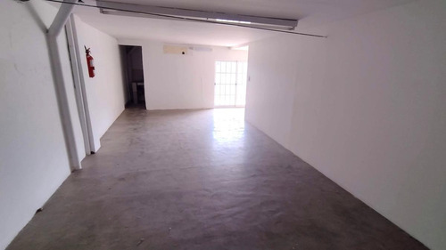 Imagen 27 de 29 de Rebajado De Valor - Vendo Gran Local Comercial / Salón Usos Mult. 310 M2 Cub. - Marcos Paz Centro